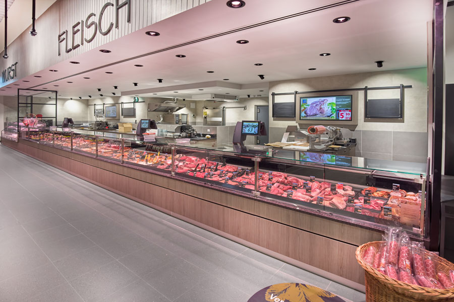 Fleisch von der Frischetheke bei EDEKA